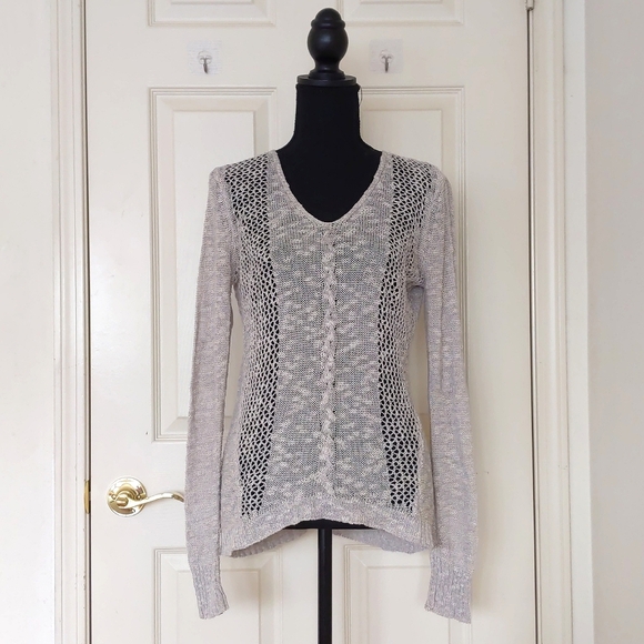 Crochet with Special Yarn V-Neck Long Sleeve Lightweight Sweater. - Picture 1 of 6